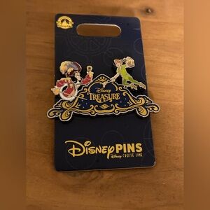 DISNEY CRUISE LINE DCL TREASURE Peter Pan & Captain Hook Ship Stern Icons Pin